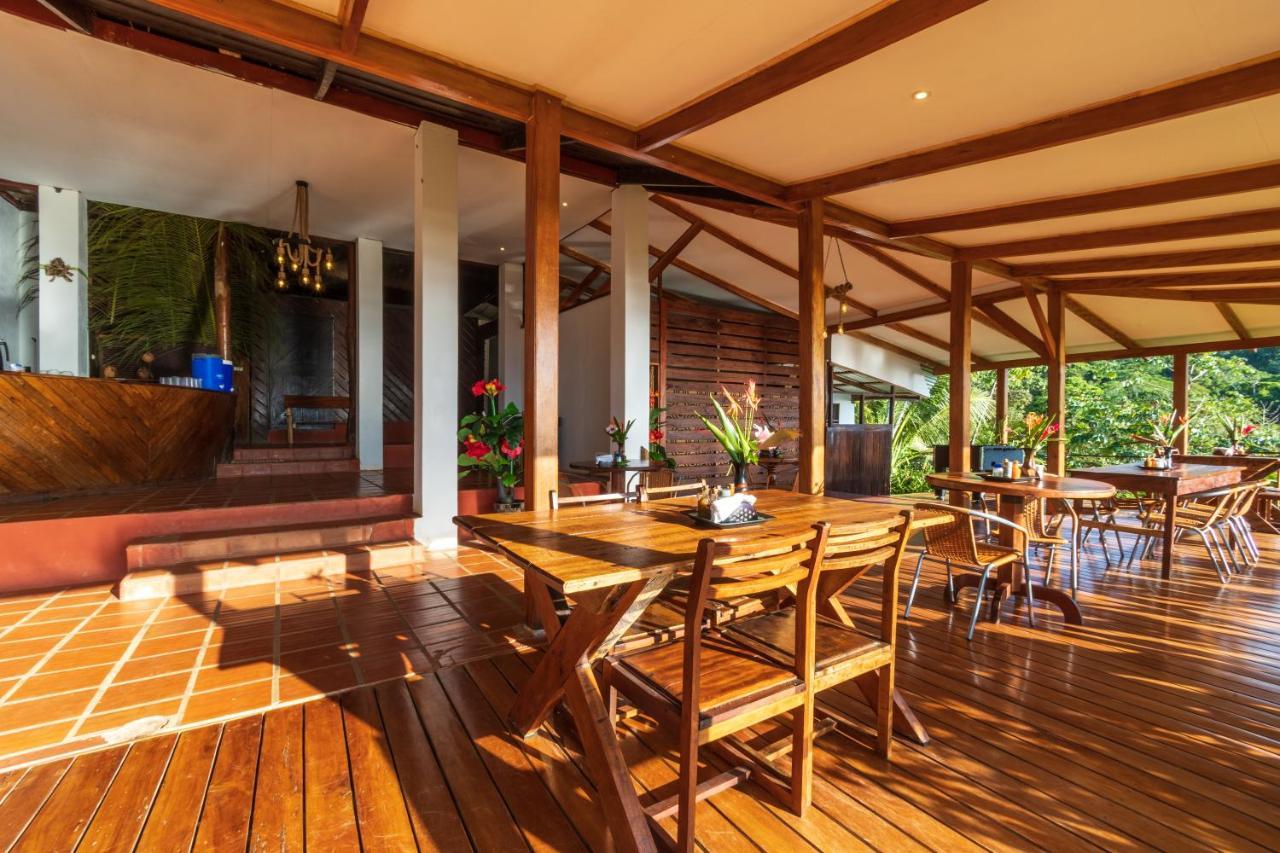Punta Marenco Lodge Drakes Bay エクステリア 写真