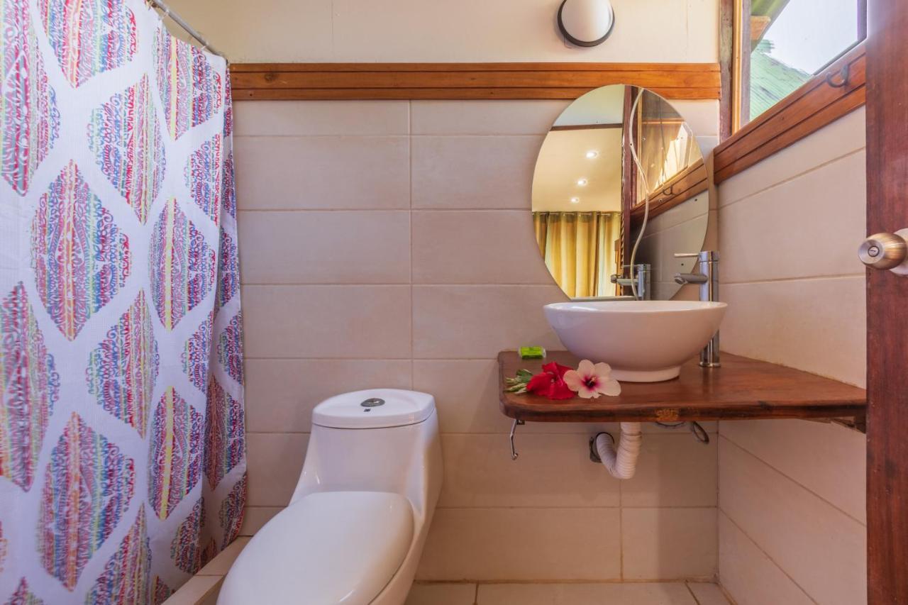 Punta Marenco Lodge Drakes Bay エクステリア 写真